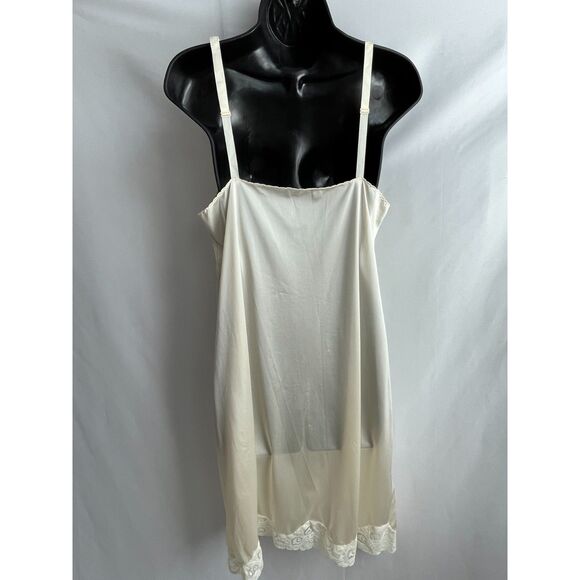 Vintage Bali Cream White Nylon Nightgown Chemise Size 8 Lace Trim Romantic Retro - Picture 5 of 11